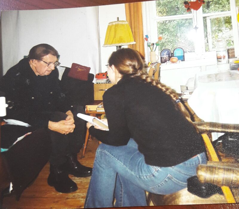 Czytaj artykuł: Świat jest lepszy niż się wielu wydaje  – archiwalny wywiad z ks. Janem Twardowskim